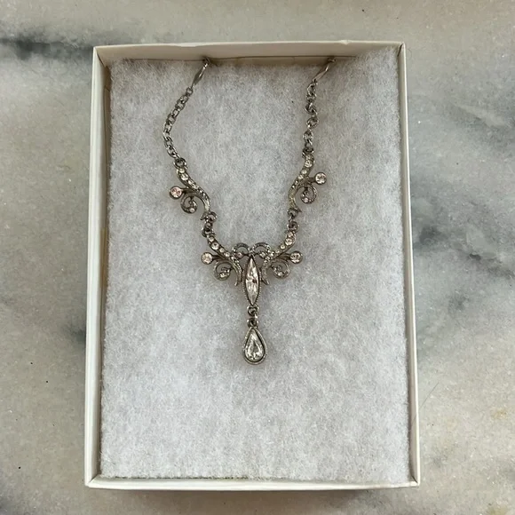 1928 antique look gorgeous necklace - Picture 2 of 3